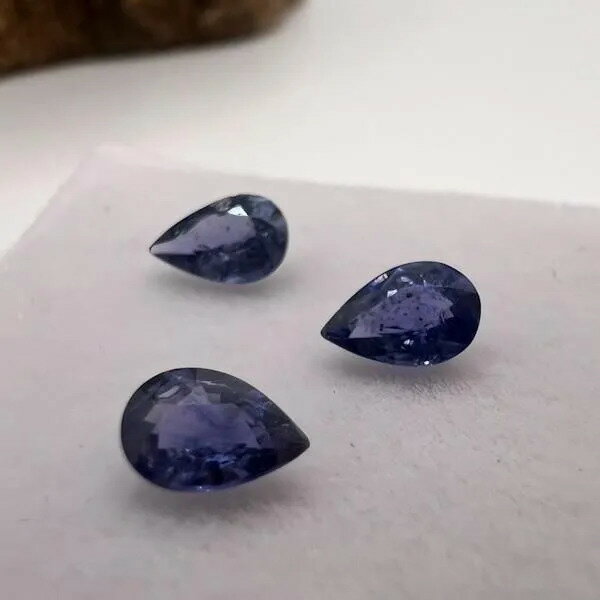 ブルーサファイア ペアシェイプ 6mm×4mm V8488006127♪ 天然石 ルース 宝石 ジェム 裸石 誕生石 9月 パワーストーン アクセサリーパーツ