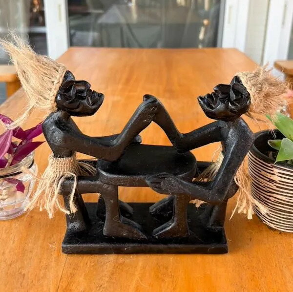 ステンレス表札 真鍮 切り文字 レーザーカット Dee-Jai（ディーチャイ） - デザイン表札専門店サインデポ（本店） 真鍮金属彫刻クリエイティブメタルミュージックギタースタイルシンプルでモダンなリビングルームの書斎の装飾