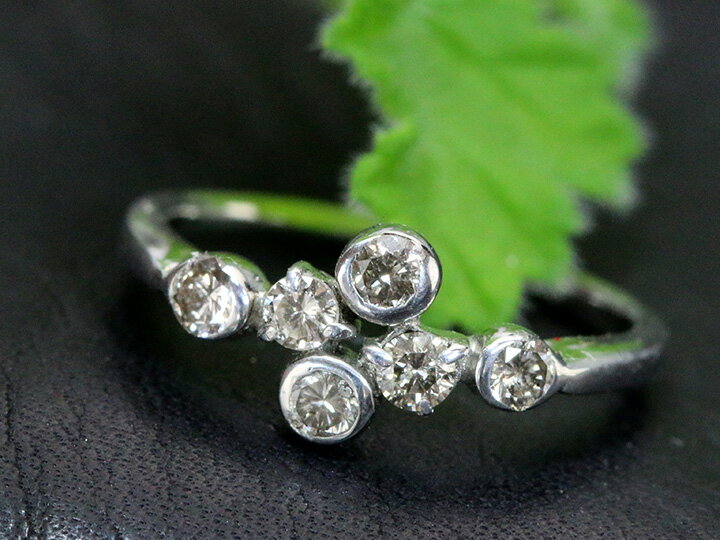 ダイヤモンド0.30ct 6石 K18WGホワイトゴールドリング 指輪 ピンキー 小指用 1点もの/Ycollectionワイコレクション/送料無料