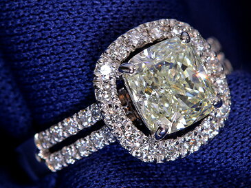 2ct 大粒ダイヤモンド 2.017ct VERY LIGHT YELLOW SI1 クッションカットの大粒ダイヤからあふれるファイヤに感動!PT900リング指輪 ソーティング付き 1点もの/Ycollectionワイコレクション/送料無料