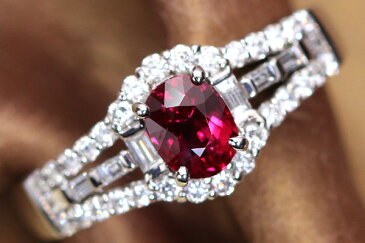ビルマ産非加熱ルビー0.77ct ノンヒートルビー 最高品質のピジョンブラッドカラー ダイヤモンド取り巻き0.39ct PT900プラチナリング 指輪 赤色が湧き上がる!瑞々しさに感動!1点もの/