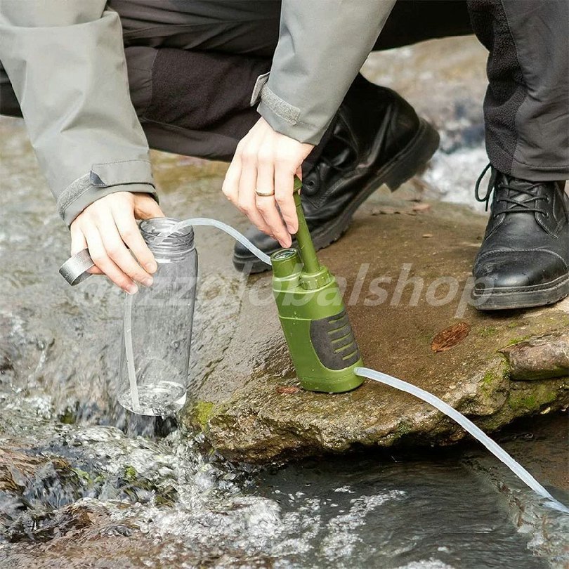 携帯浄水器 アウトドア浄水器 濾過器 浄水ボトル 浄水器 アウトドア 水ろ過装置 災害用浄水器 直飲み 浄水システム 羅針盤付き ポータブル水フィルター 99.9999細菌除去 1分1.4L 0.01ミクロンフィルターシステム ミニ浄水器 緊急用水 濾過ストロー アウトドア