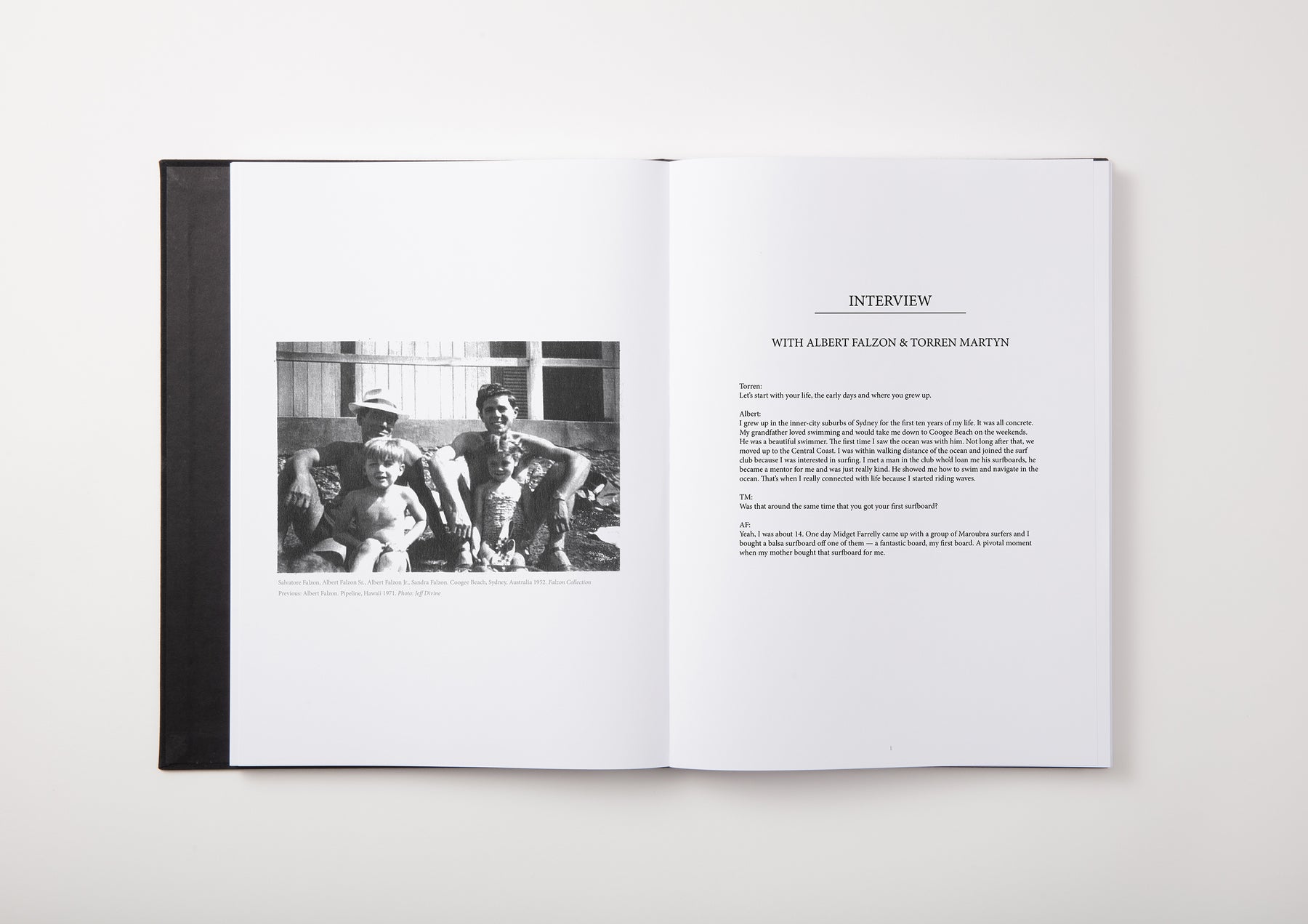 イエローマーケットサーフィンのモーニングオブジアース (MORNING OF THE EARTH) 50th Anniversary Book - Standard Edition　 DVD サーフィン 初心者 波情報 タイムセール 人気 おすすめ 新作 fish ロケーション 北海道 千葉 福島 茨城 湘南 伊良湖 静岡 伊勢 和歌山 高知 徳島 solite タブトラッグス｜アングル2