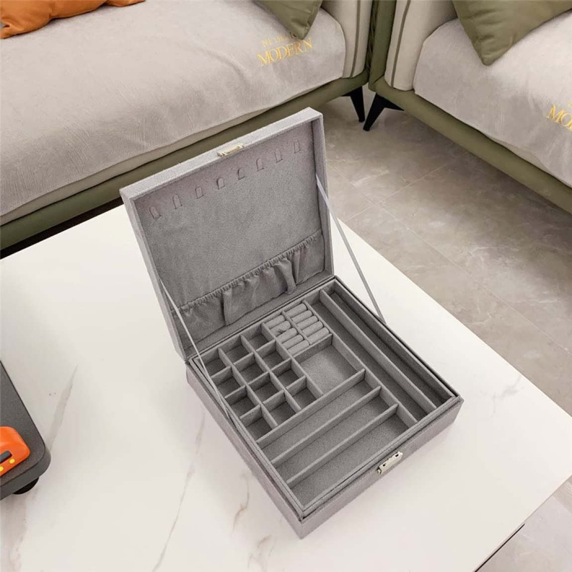 アクセサリーケース 携帯用 持ち運び ジュエリーボックス かわいい 仕切り付き ピアスケース プレゼン..