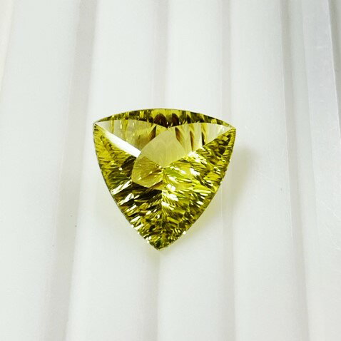 レモンクォーツ コンケーブカット ルーストリリアント 11.68ct ロータリー型 レモンクォーツ コンケーブカット ルーストリリアント 11.68ct ロータリー型