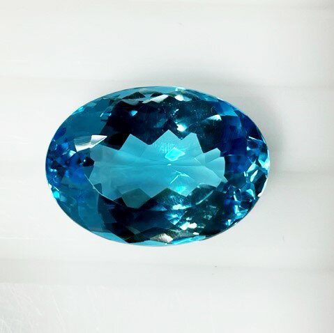 ブルートパーズ オーバル 30.21ct ルース ブルートパーズ オーバル 30.21ct ルース