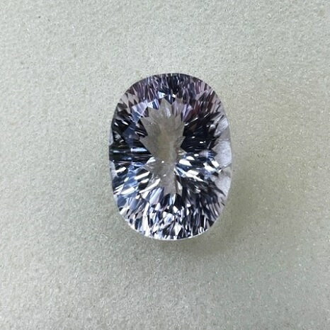 クンツァイト コンケイブカット 21.76ct ルース