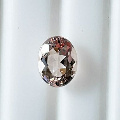 モルガナイト オーバル 1.86ct ルース モルガナイト オーバル 1.86ct ルース