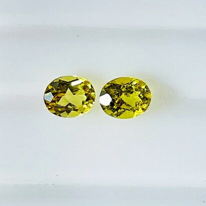 カナリートルマリン　ペア　0.78ct　ルースイエロートルマリン