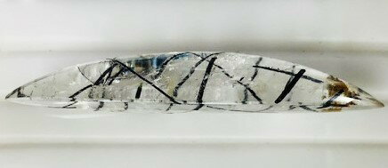 ブラックトルマリン結晶入りクォーツ112.64ct　ルース