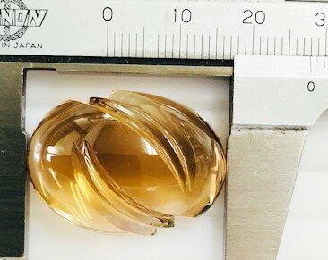 スモーキークォーツ　カービング50.11ctソーティングメモ付き　ルース