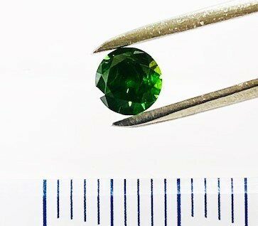 デマントイドガーネット　0.54ct 　ルース