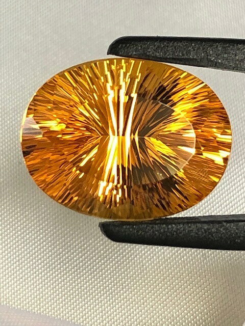 シトリン　コンケイブカット15.98ct　ルース