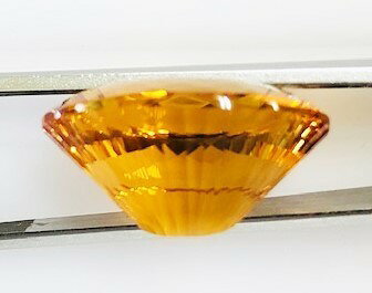 シトリン　コンケイブカット15.98ct　ルース