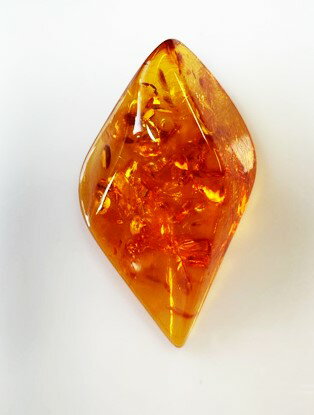 Rakuten - 琥珀　フリーシェイプ　67.18ct　ルース