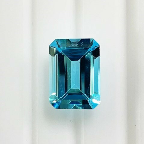 楽天gem-ichinoseブルートパーズ　ステップカット8.54ct　ルース　ブラジル産