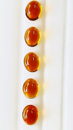 商品情報シトリン　カボションサイズ/重量(A)　8.7×6.9×4.7mm　重量　2.06ct(B)　8.8×6.9×4.6mm　重量　1.95ct(C)　8.8×6.9×4.4mm　重量　1.94ct(D)　8.8×7.0×4.6mm　重...