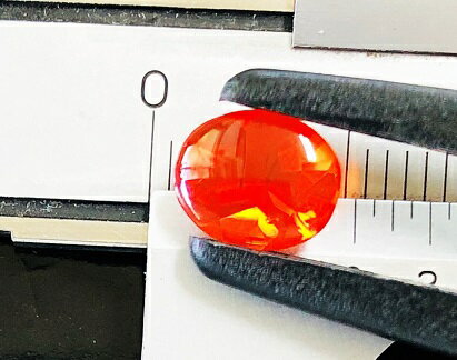 メキシコオパール　オーバル　ルースバフトップ　1.03ct