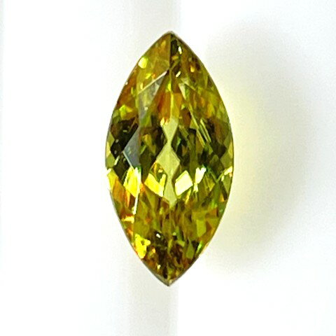Rakuten - スフェーン　マーキスカット　1.27ct　ルース