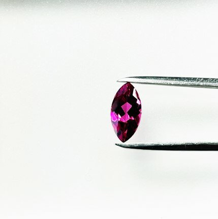 ピンクトルマリン　マーキスカット　0.84ct　ルース
