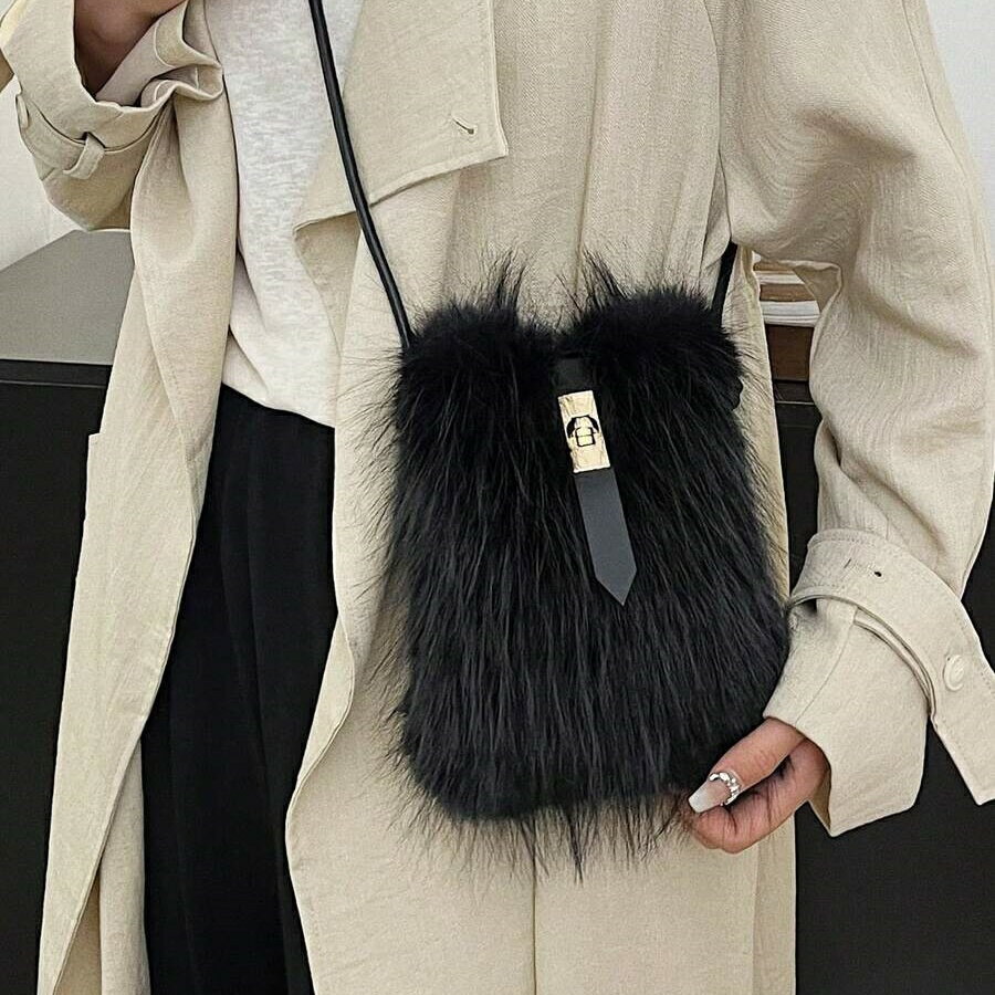 乐天商城 - ぬいぐるみ調ファー レディース ファッション小さめファーバッグ 秋冬 テクスチャ ショルダーバッグ、新作秋冬レディースバッグ、おすすめ秋のハンドバッグ、新作ファーバッグ