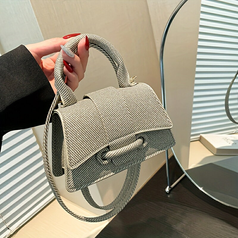 商品情報商品説明パターン: ソリッドカラー材質: PU閉鎖: バックルテーマ: 場合裏地の説明: ポリエステルエッジペイント: いいえお手入れ方法: 手洗いまたは専門のドライクリーニングシックなミニクロスボディバッグ（女性用）- トップハン...