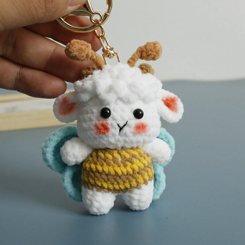 樂天商城 - かわいい手編み羊あみぐるみキーホルダー ハンドメイド毛糸ぬいぐるみ 手作り動物バッグチャーム ストラップ癒しグッズ プレゼント ギフト インテリア小物