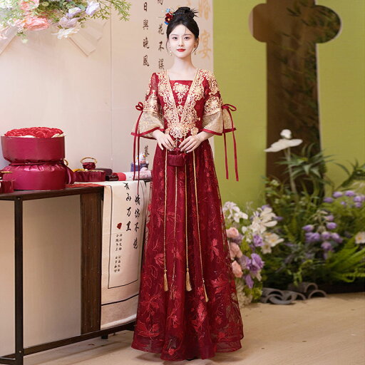 チャイナドレス ロング丈 マキシ丈 ミディアム丈 チャイナ ドレス 中国風結婚式 花嫁ドレス 七分袖 改良中華ドレス ワインレッド 金色な刺繍 前撮り 中国風ウェディングドレス 中華服 チャイナ服 中華 舞台ステージ 衣装 レッド チャイナドレス ロング丈 マキシ丈 ミディアム丈 チャイナ ドレス 中国風結婚式 花嫁ドレス 七分袖 改良中華ドレス ワインレッド 金色な刺繍 前撮り 中国風ウェディングドレス 中華服 チャイナ服 中華 舞台ステージ 衣装 レッド