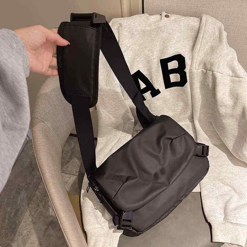 メンズ ファッション おしゃれ かっこいい 厚手 オックスフォード 布 クロス ボディバッグ ナイロン 布 多機能 ショルダー クロス ボディバッグ スポーツ サイクリング 防水 メッセンジャーバッグ