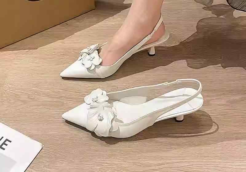 韓国 靴 シューズ 春夏 秋冬 レディース かわいい おしゃれ フェアリー ストラップ サンダル ヒール ミュール シンプル 花