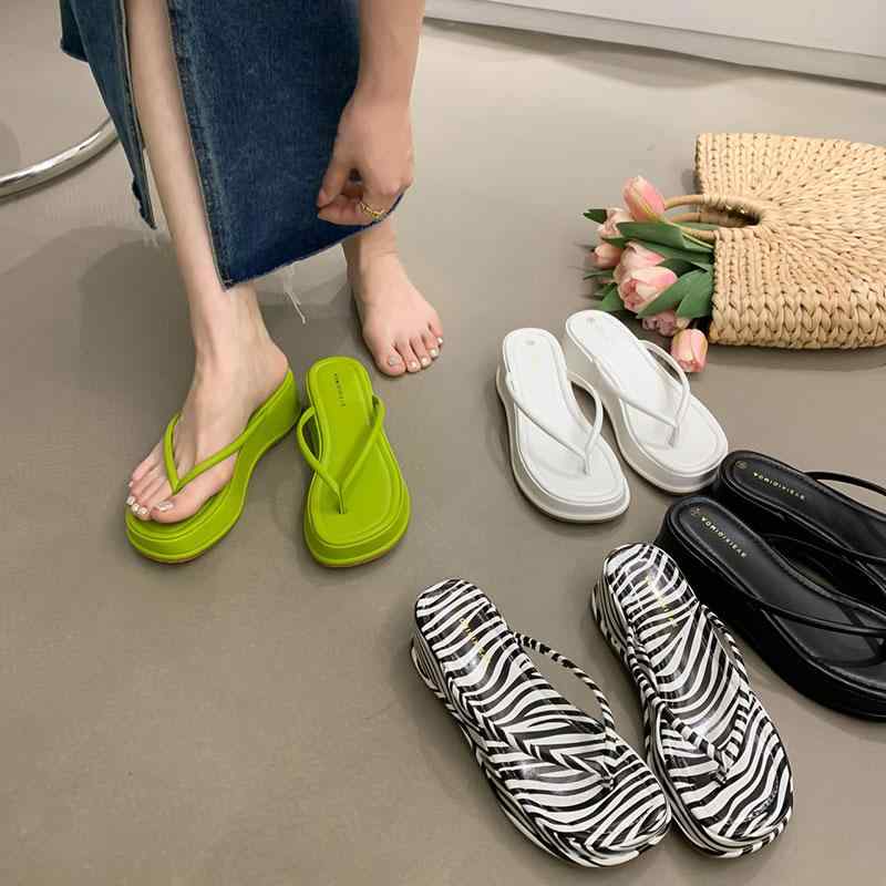 韓国 靴 シューズ 春夏 秋冬 レディース かわいい おしゃれ 女性用 夏 アウターウェア用 ビーチ サンダル 厚 プラットフォーム カジュ..