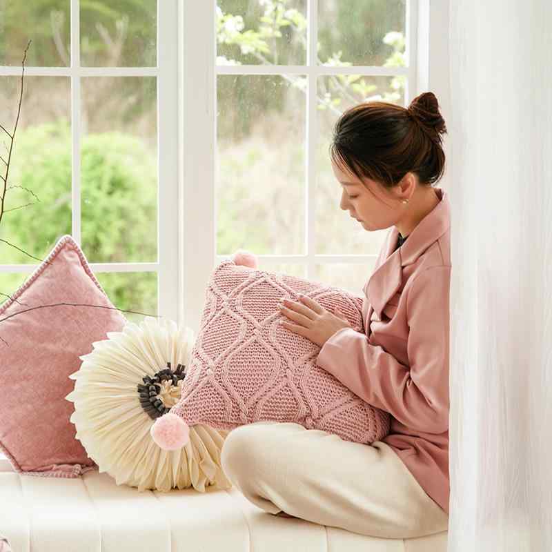 インテリア 雑貨 装飾 飾り クッション 座布団 カバー 枕 寝具 おしゃれ かわいい シンプル 韓国 上品 高級 部屋 ソファー ベッド 北欧 スタイル ピンク かわいい 寝室 ベッド サイド リビング ルーム ソファ ラウンド 布団 ケース