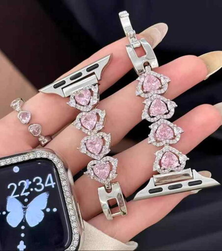Apple Watch アップルウォッチ 女性 レディース 腕時計 ベルト おしゃれ かわいい かっこいい フィルム付き ハート ストラップ カバー キラキラ ラインストーン Ultra SE 10 9 8 7 6 5 4 3 2 1 アクセサリー Apple Watch アップルウォッチ 女性 レディース 腕時計 ベルト おしゃれ かわいい かっこいい フィルム付き ハート ストラップ カバー キラキラ ラインストーン Ultra SE 10 9 8 7 6 5 4 3 2 1 アクセサリー