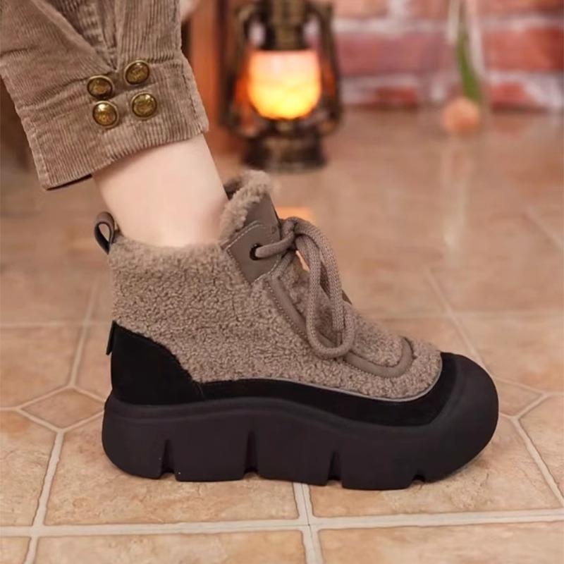 女性 韓国 おすすめ 秋　冬 レディース ファッション かわいい おしゃれ シンプル 靴 ブーツ 厚底 スノ 暖かい ハイカット カジュアル 防寒 スニーカー ふわふわ ショート アウトドア スポーツ 運動 紐