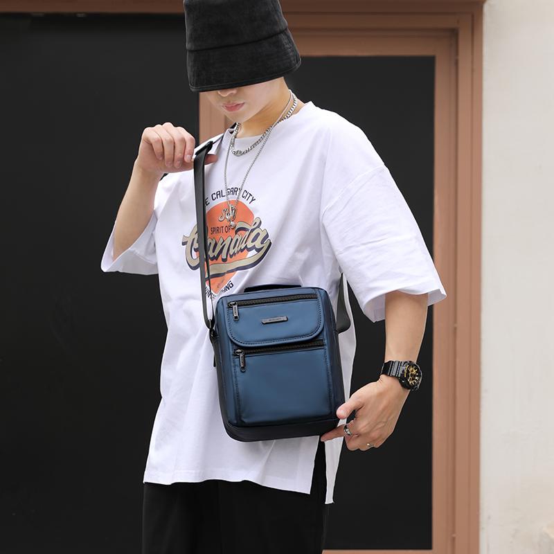 メンズ ファッション 春夏 秋　冬 かっこいい おしゃれ モテ 男性 紳士 バッグ 鞄 韓国 おすすめ ボディ ショルダー カジュアル シンプル 軽量 小型 撥水 大容量 収納