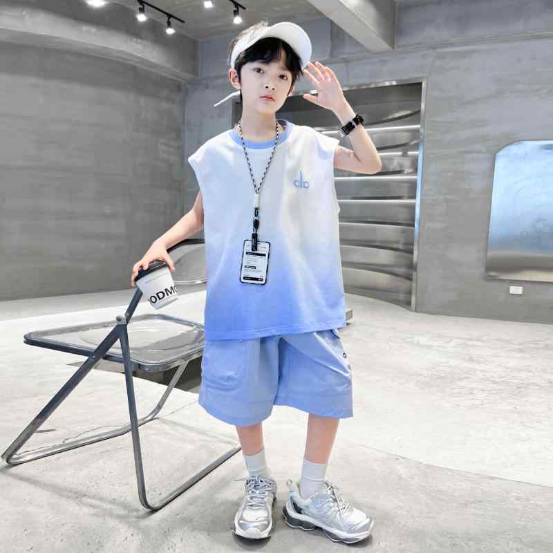 春夏 秋冬 キッズ 子供 ベビー 赤ちゃん ファッション おしゃれ かわいい かっこいい 男 女 韓国 男子 夏用 ノースリーブ 速乾 夏用 サイズ 子供用 男子用 細身 スポーツ グラデーション