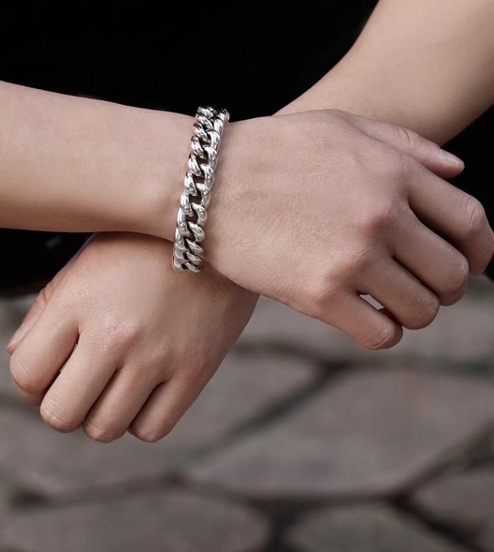 韓国 おすすめ 春夏 秋冬 メンズ 男性 ファッション かっこいい おしゃれ モテ アクセサリー ジュエリー ブレスレット ヒップホップ ロック パンク シンプル チェーン 個性的 漢字 文字 高級 シルバー