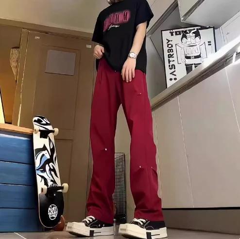 メンズ ファッション 春夏 秋 冬 かっこいい オシャレ モテ 男性用 紳士服 服 韓国 シンプル 大人 クリーン フィット スタッズ ラン バー ジャック オーバー オール 冷感 ストレート ワイン レッド パラシュートパンツ