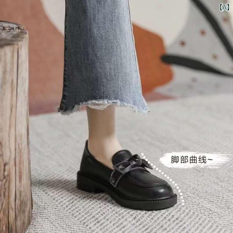 ・色: 黒・サイズ: 35,36,37,38,39,40・つま先の形状: スクエアトゥ・スタイル: 通勤・アッパー素材: スプリットレザー（牛反毛革を除く）・PUレザーの特徴: その他・ヒールの高さ: ローヒール（1-3CM）・パターン: 無地・適した季節: 秋・製品カテゴリ: フラットシューズ・対象年齢層: その他・履き口の深さ: 浅口・商品番号: その他・ソール素材: ゴム・ライニング素材: 布・アッパーの高さ: ミドルカット・ヒールの形状: プラットフォーム・ソールプロセス: ビスコースシューズ・海外貿易: いいえ・: はい・インソール素材: マイクロファイバー・品質検査報告: いいえ・品質検査機関: その他・スタイル: 麦の穂型・発売年季節（発売時期）: 2023年夏季・シリーズ: その他・イメージ: その他・主な下流プラットフォーム: その他・主な販売地域: その他・ライセンス可能な自社ブランドあり: いいえ・クロスボーダー専用サプライ源: いいえ
