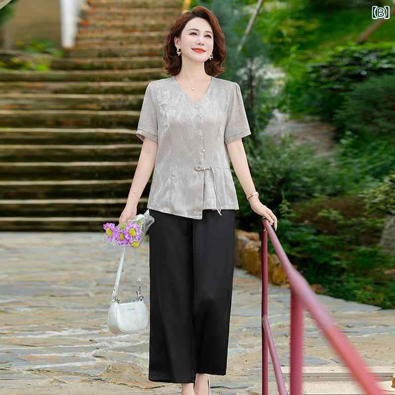 カジュアルスーツ セットアップ レディース ミセス 母親 祖母 シニア 婦人服 50代 半袖シャツ カットソー 九分パンツ 2点セット 植物花卉 花柄 チャイナ風 レトロ エレガント ボタン 涼しい ゆったり 体型カバー レッド グレー 夏 ykc8-10175742 YKC8 サンプル画像3