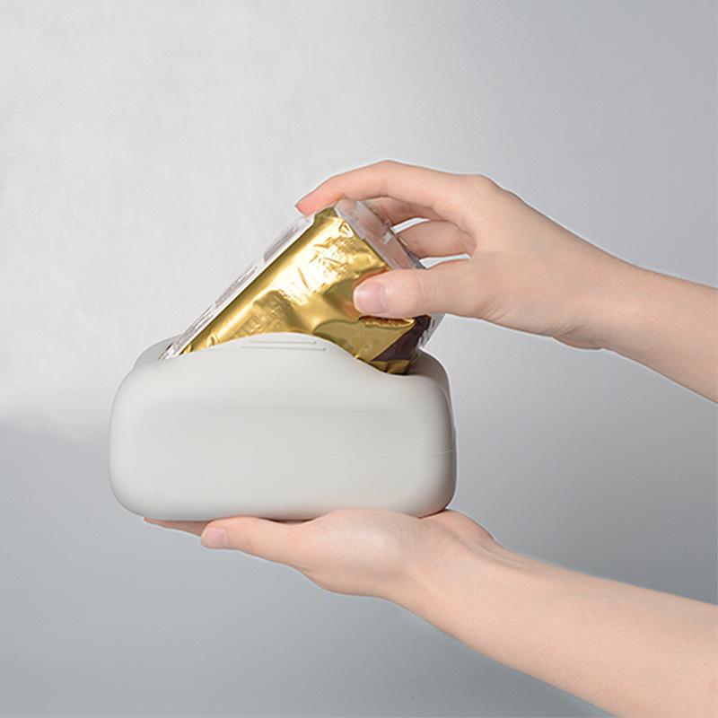 ティッシュボックス リビング 車載 卓上 高見え おしゃれ シリコン 防水 多用途 雪青 烬グレー 鉛白 円..