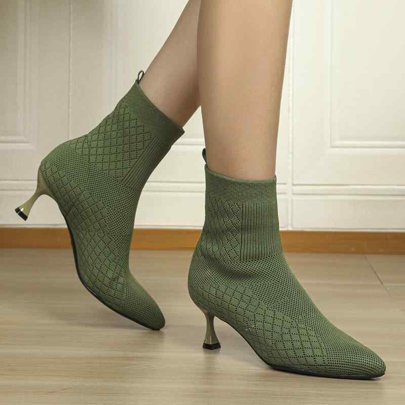 ブーツ レディース 婦人 ストレッチ ニット ショートブーツ ソックスブーツ チャンキーヒール ポインテッドトゥ 3cmヒール 春秋冬 防水 厚底 クッション性