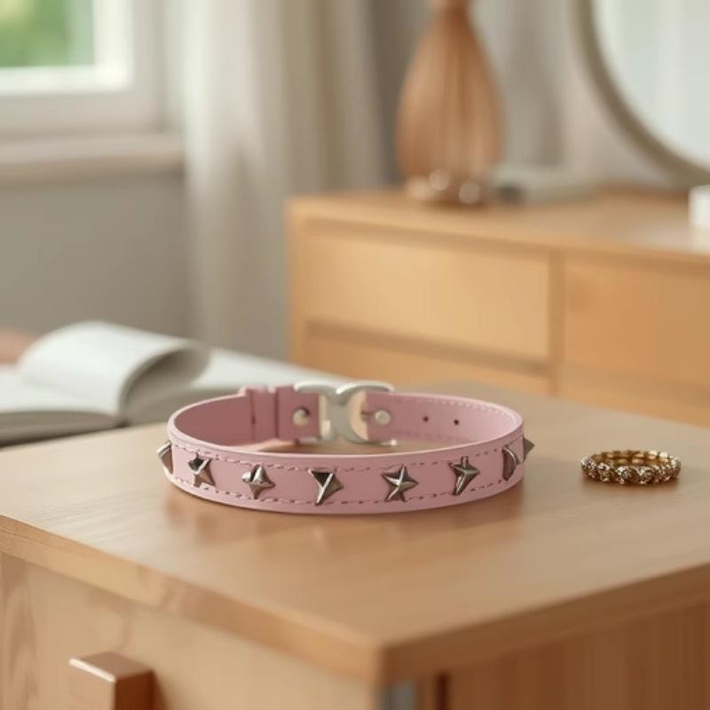 首輪 ペット用品 犬 猫 革 星 月 鈴付き ブラック レッド ピンク系 オレンジ ゴールド シルバー ブルー グリーン パープル