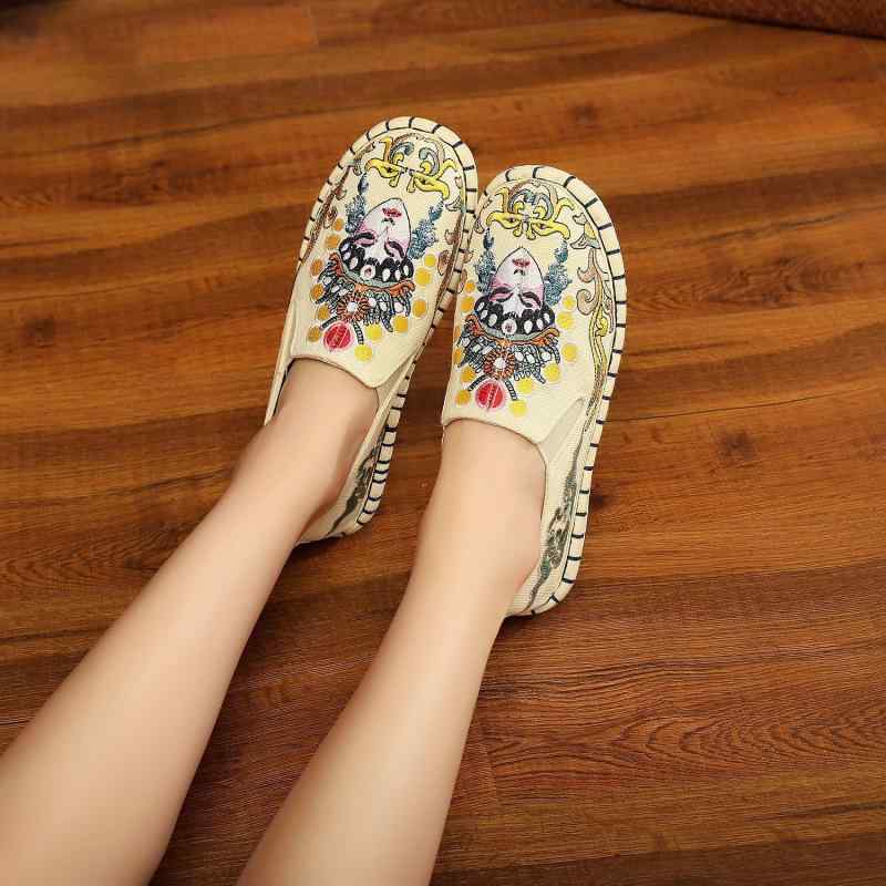 布靴 レディース 老北京 刺繡 手作り スリッポン フラット底 ラウンドトゥ キャンバス 普段使い カジュアル 春夏