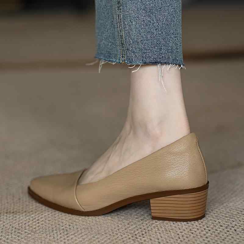 パンプス レディース 婦人靴 ポインテッドトゥ 太ヒール ローヒール ピッグスキン スリッポン 無地 春 通勤 アイボリー系 ベージュ系 ブラック