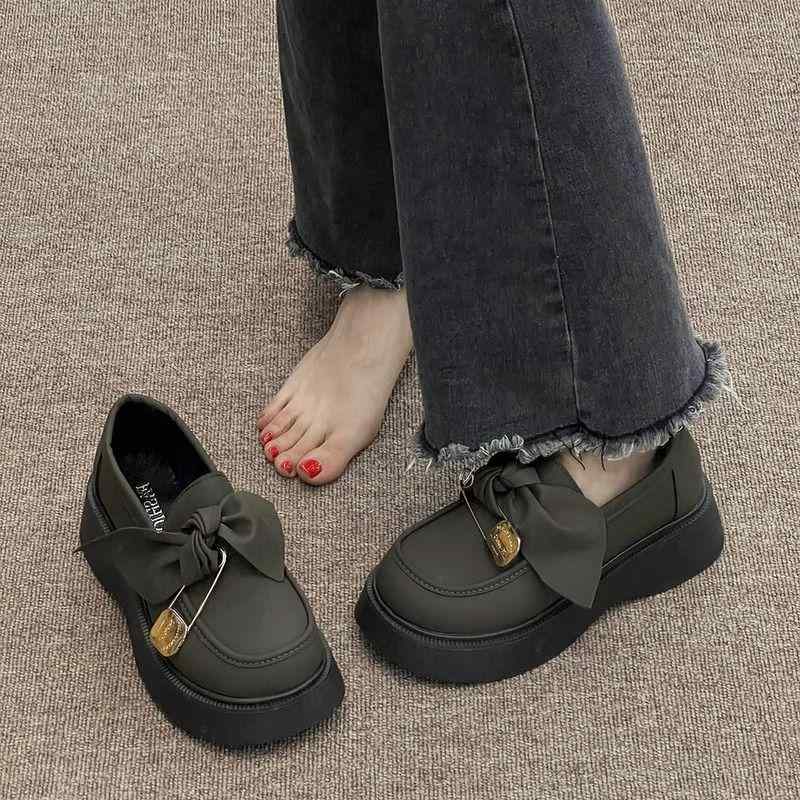 厚底ローファー レディース 靴 ローファーパンプス 黒 制服靴 スリッポン フラットシューズ ラウンドトゥ 合皮 春夏 カジュアルスタイル