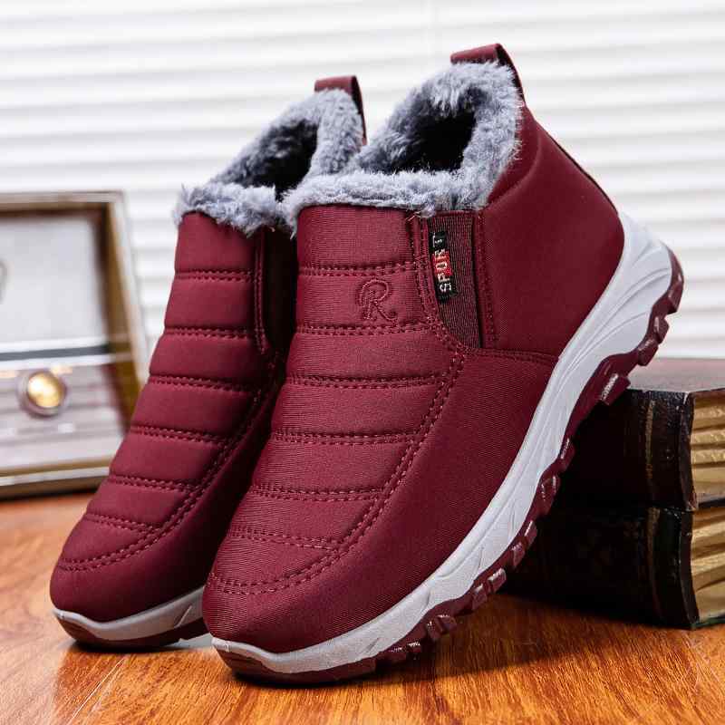 靴 レディース 婦人靴 冬用 裏起毛 あったか 布製 スリッポン ローヒール ラウンドトゥ 防寒 撥水 滑り止め ミドル丈 カジュアル 赤 黒(x2)