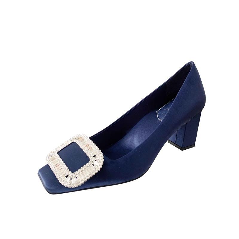 パンプス レディース サテン ラインストーン スクエアトゥ チャンキーヒール ローヒール 結婚式 パーティー フォーマル 通勤 65cm 45cm 25cm ブラック シャンパン シルバー レッド ブルー グリーン グレー