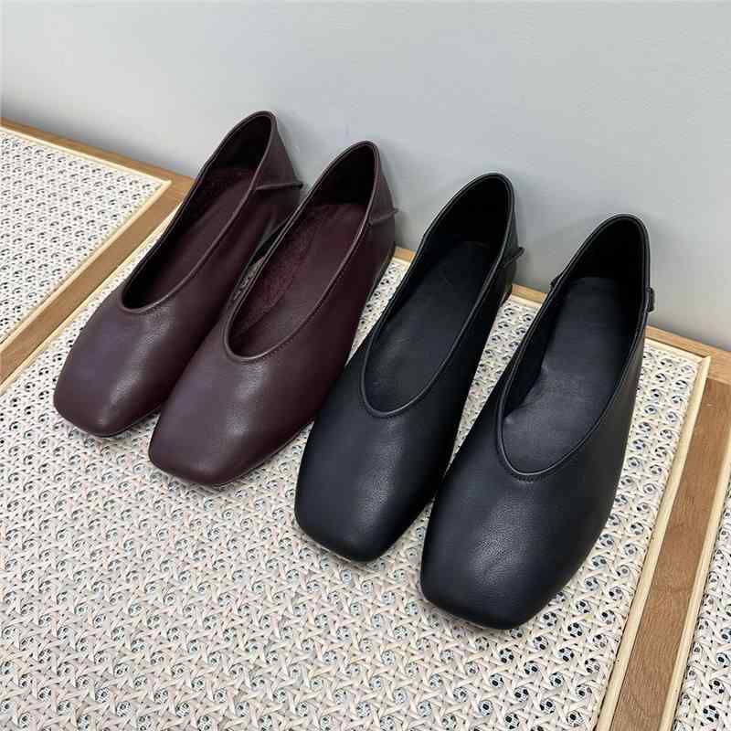 フラットシューズ レディース バレエシューズ 羊革 ローヒール スクエアトゥ スリッポン 無地 春夏 秋..