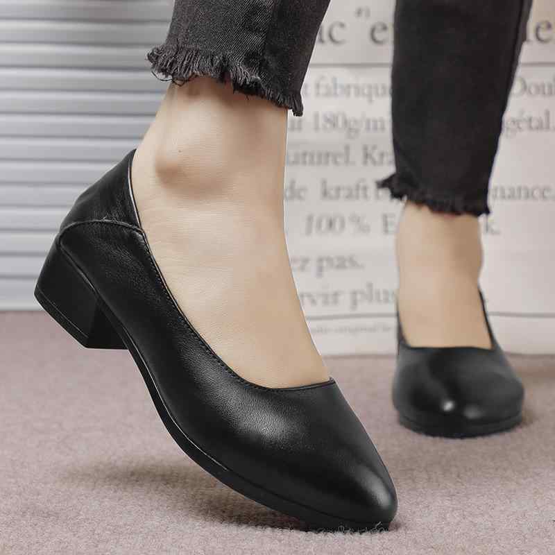 パンプス レディース 牛革 チャンキーヒール ポインテッドトゥ スリッポン ローヒール オフィス 通勤 普段使い 春夏 秋冬 ブラック